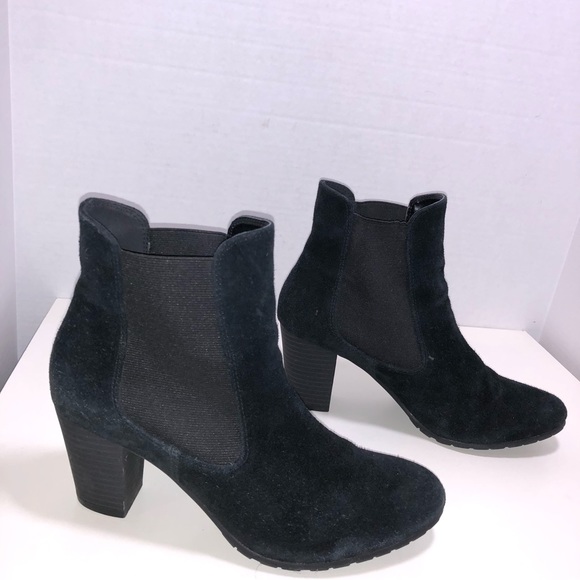LOGO by Lori Goldstein Jane Suede Pull On Ankle Boot - Picture 1 of 11